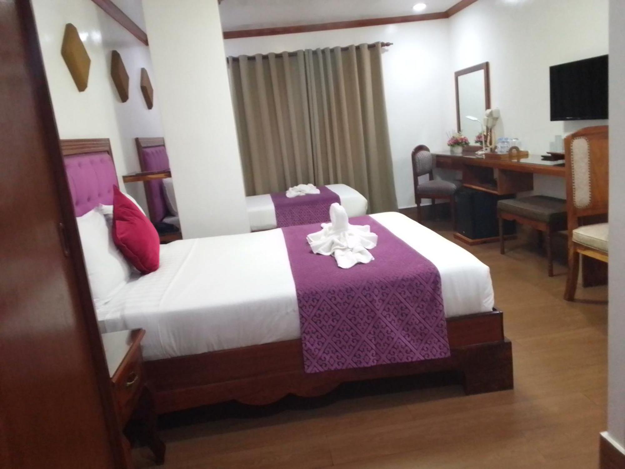 Cln Boutique Hotel Tacloban Exterior photo
