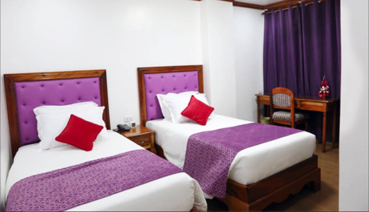 Cln Boutique Hotel Tacloban Exterior photo